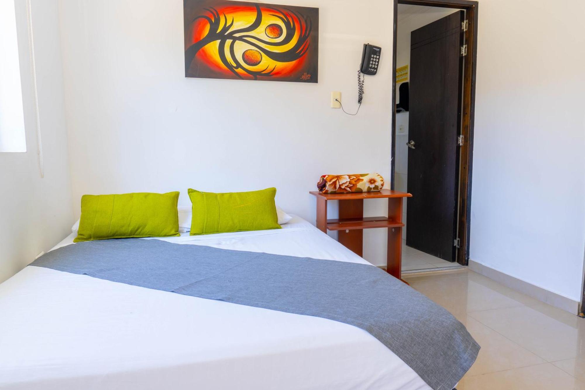 Hotel Park 6 Medellín Zewnętrze zdjęcie