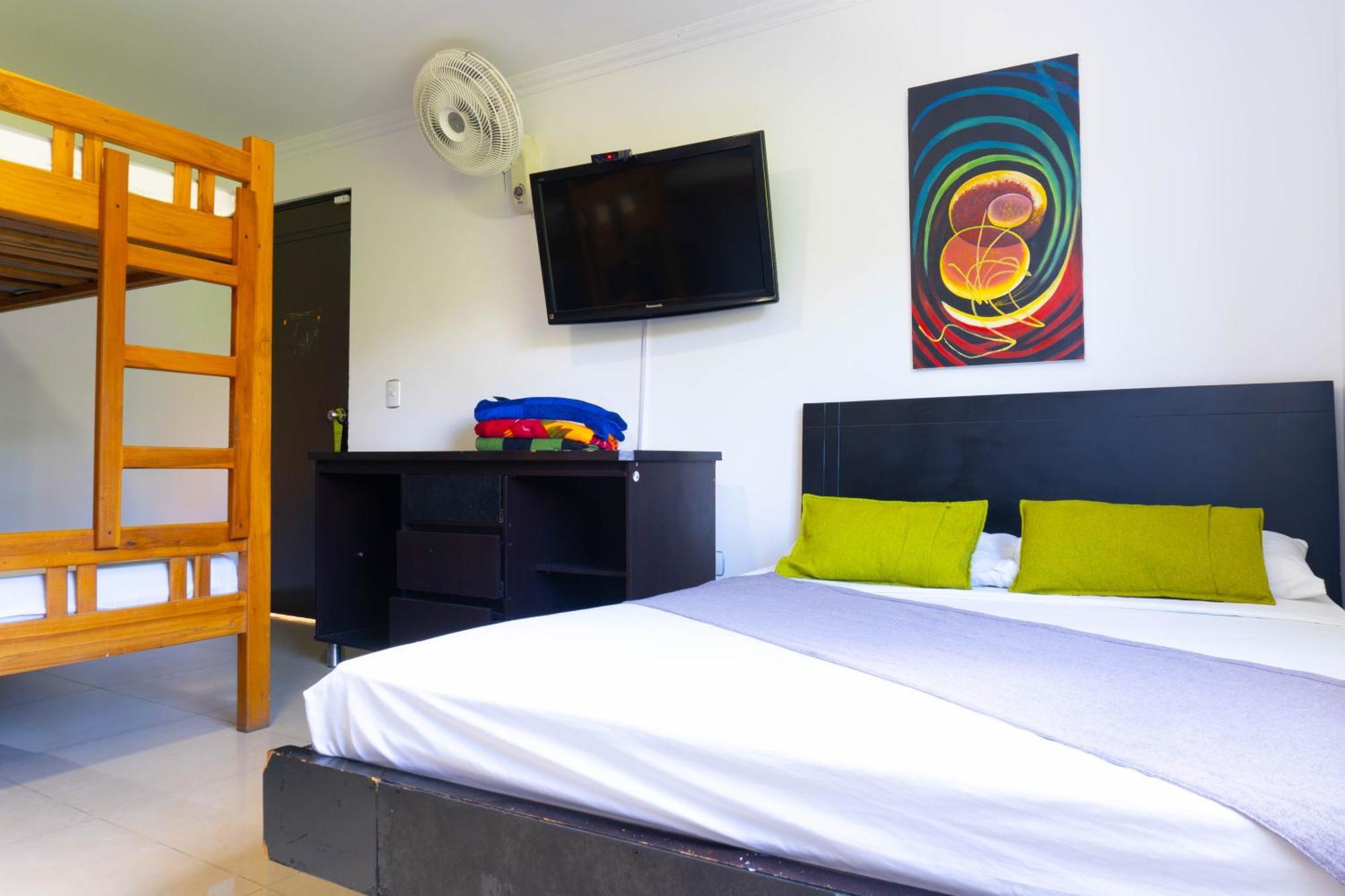 Hotel Park 6 Medellín Zewnętrze zdjęcie